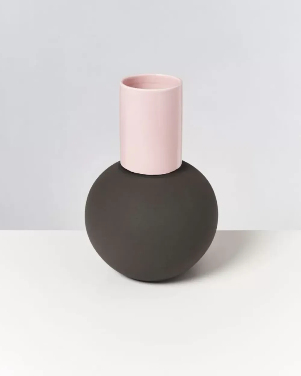 Motel a Miio Bola Vase L Rose Grau
