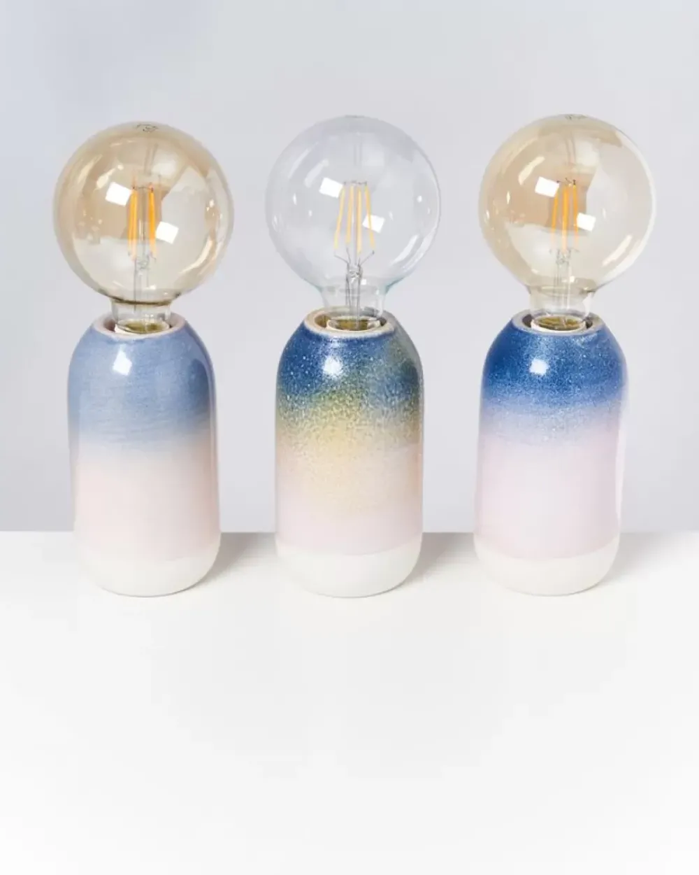 Motel a Miio Farol Lampe Blau Rosa Gesprenkelt