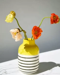 Motel a Miio Nuno Vase L Gelb Schwarz Gestreift