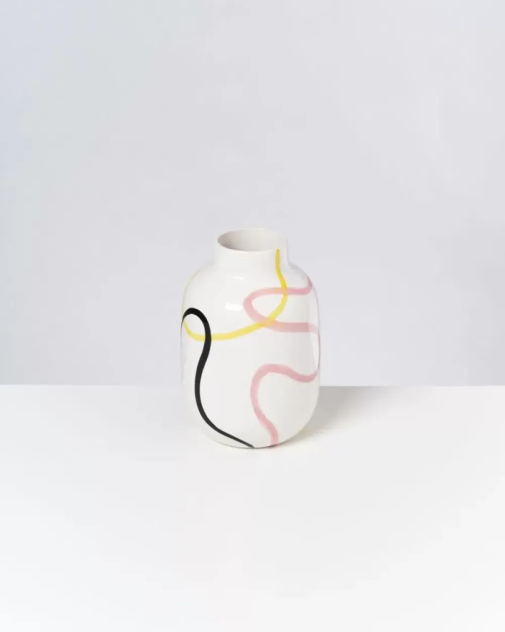 Motel a Miio Nuno Vase M Serpentine