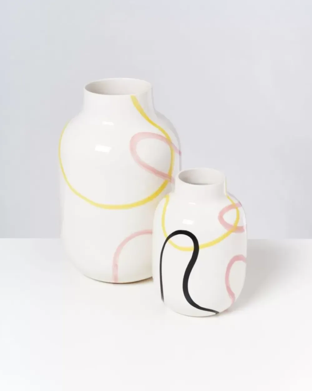 Motel a Miio Nuno Vase M Serpentine