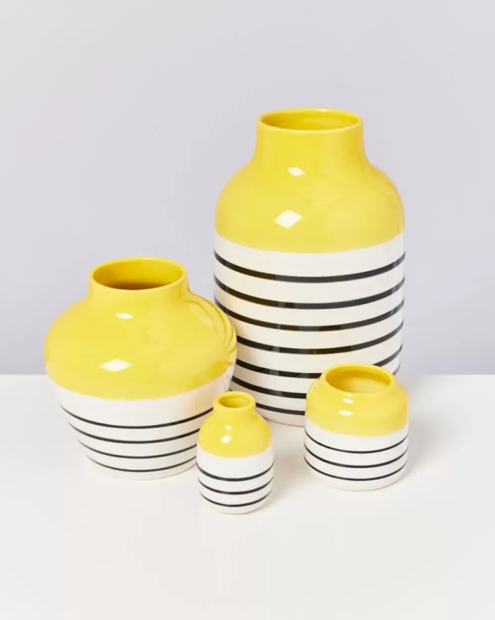 Motel a Miio Nuno Vase S Gelb Schwarz Gestreift