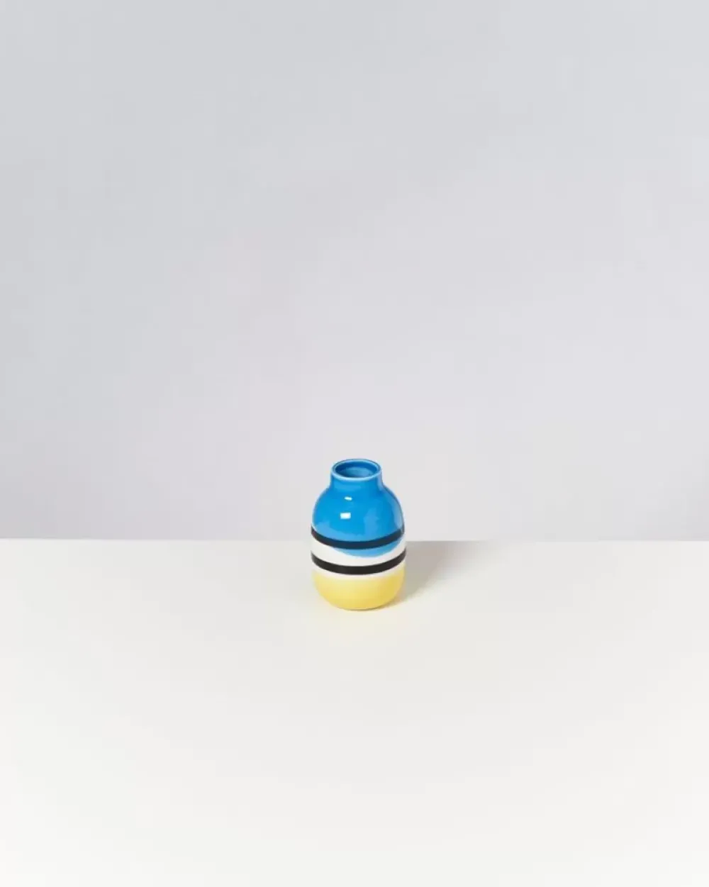Motel a Miio Nuno Vase S Schwarz-Weis Gestreift Mit Blau
